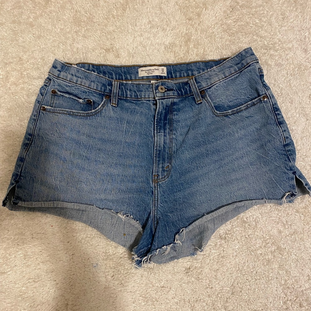 Abercrombie curve love shorts